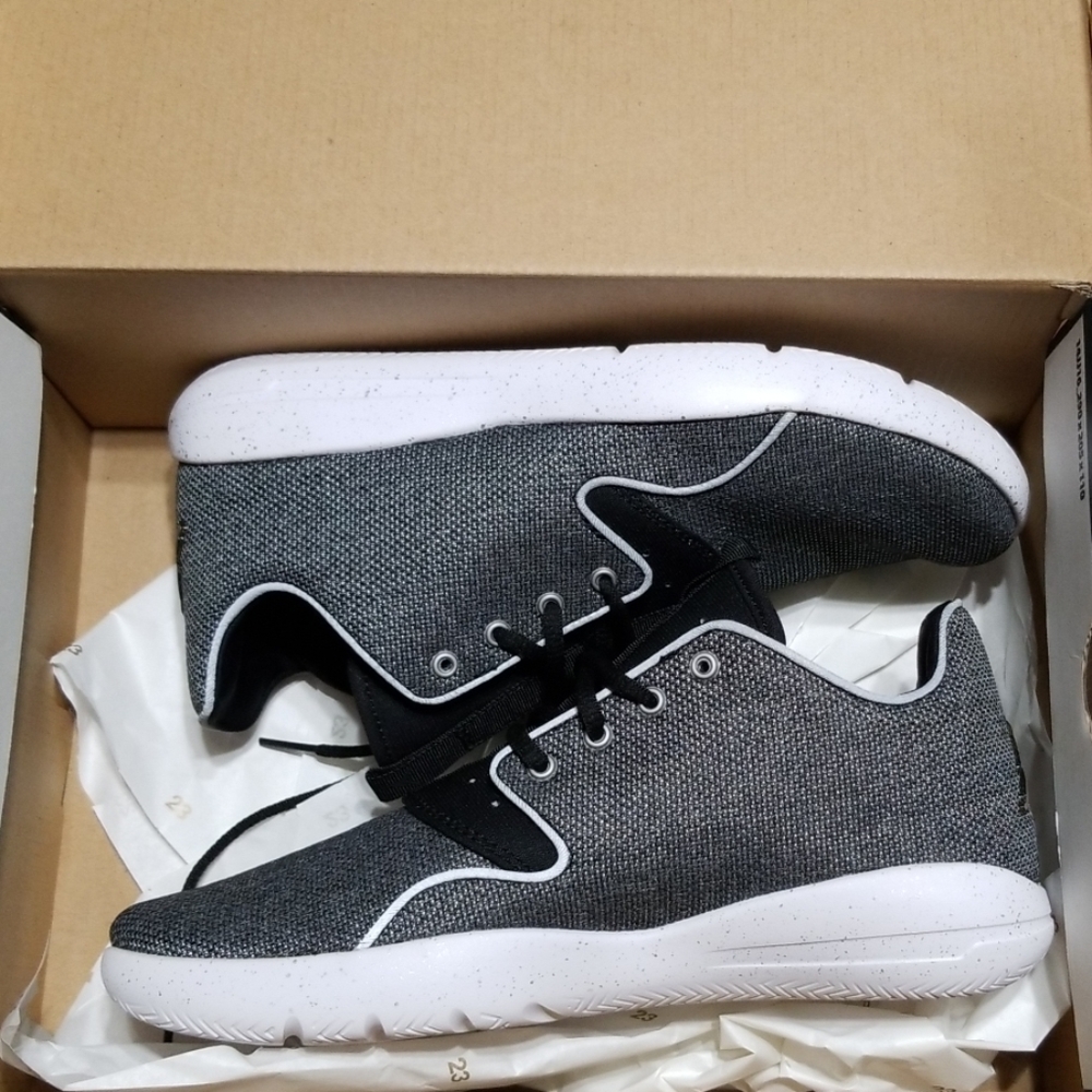 women Jordan eclipse sneakers